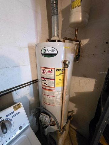 8700 58TH STREET N, Pinellas Park, FL 33782