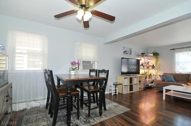 314 Kennedy Dr, Linden City, NJ 07036