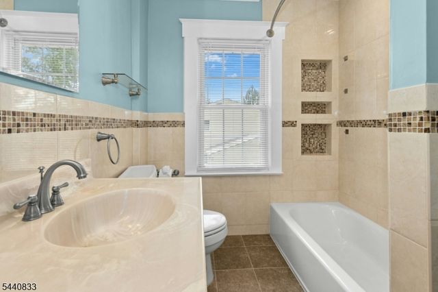 48 Mansion Ter, Cranford Twp., NJ 07016