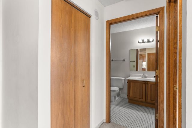 1425 W 28th Street 523, Minneapolis, MN 55408