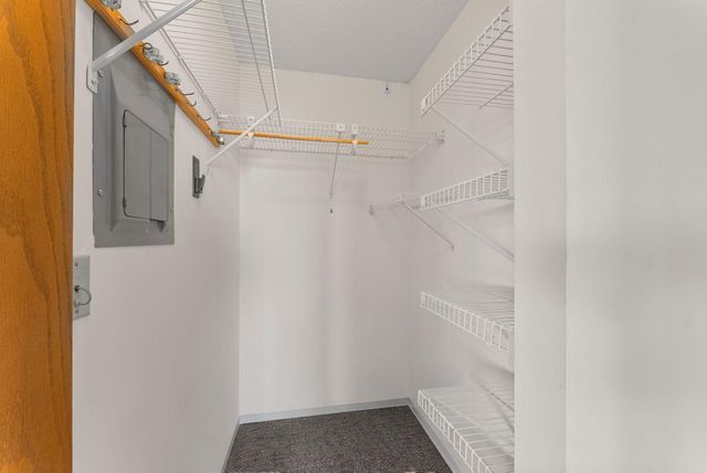 1425 W 28th Street 523, Minneapolis, MN 55408