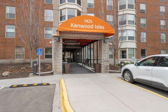 1425 W 28th Street 523, Minneapolis, MN 55408