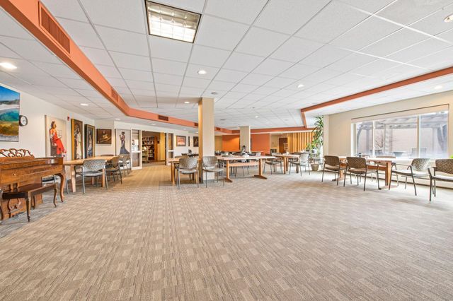 1425 W 28th Street 523, Minneapolis, MN 55408