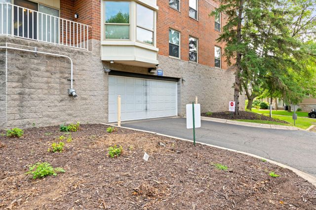 1425 W 28th Street 523, Minneapolis, MN 55408