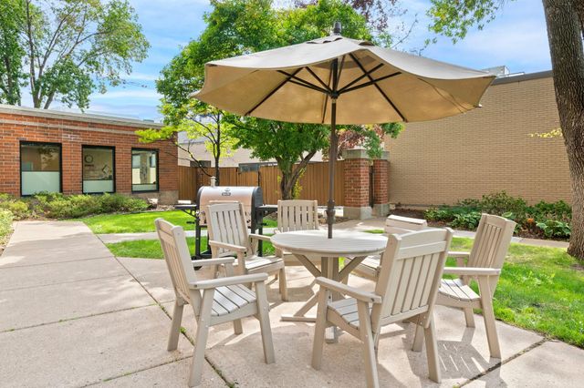 1425 W 28th Street 523, Minneapolis, MN 55408