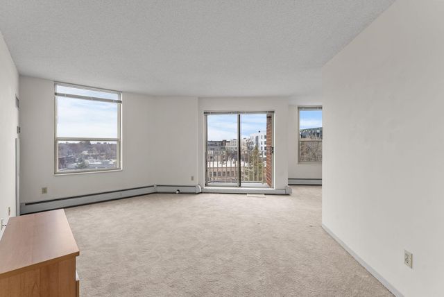 1425 W 28th Street 523, Minneapolis, MN 55408