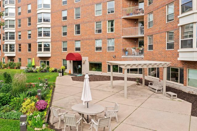 1425 W 28th Street 523, Minneapolis, MN 55408