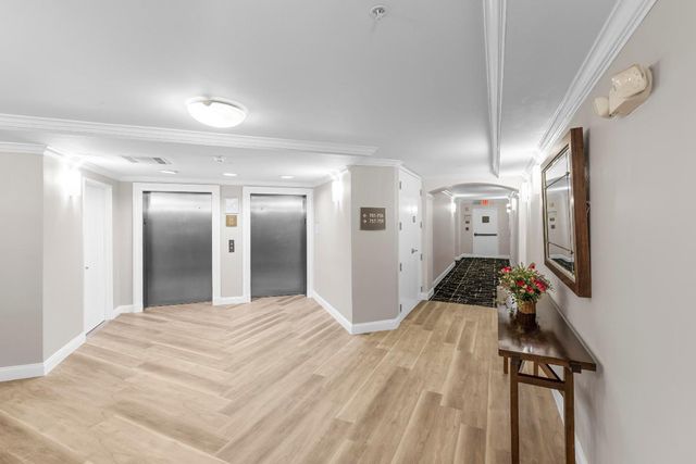 600 S Dixie Highway 758, West Palm Beach, FL 33401