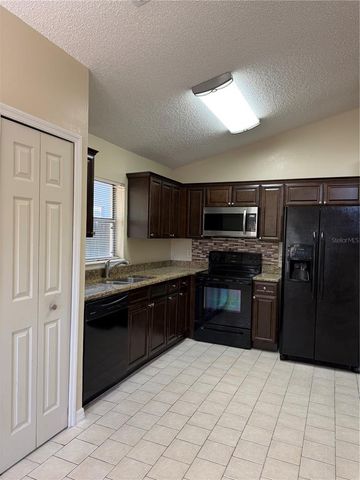 776 WOLF CREEK COURT, Apopka, FL 32703