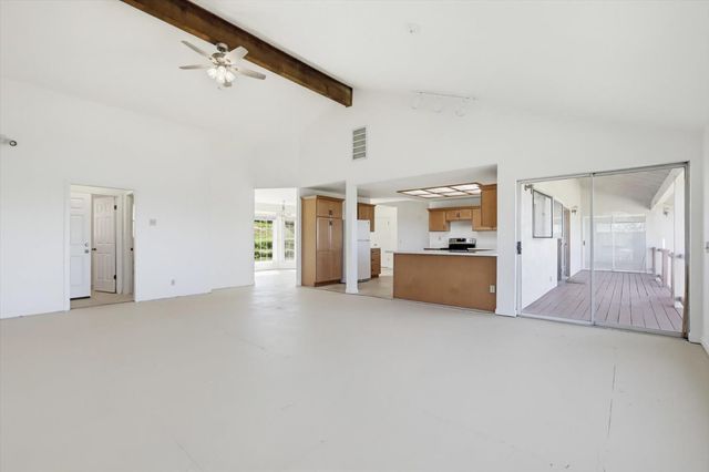 8422 Memory Ln, Auburn, CA 95603