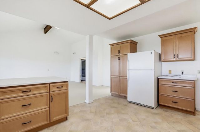 8422 Memory Ln, Auburn, CA 95603