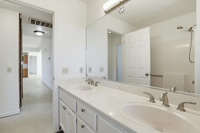 8422 Memory Ln, Auburn, CA 95603
