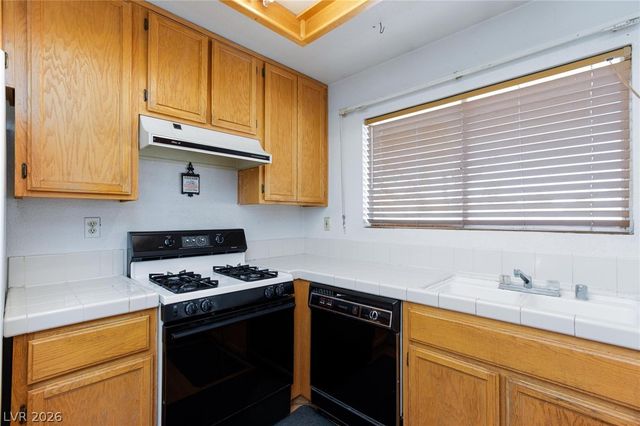 2546 Wolverton Avenue, Henderson, NV 89074