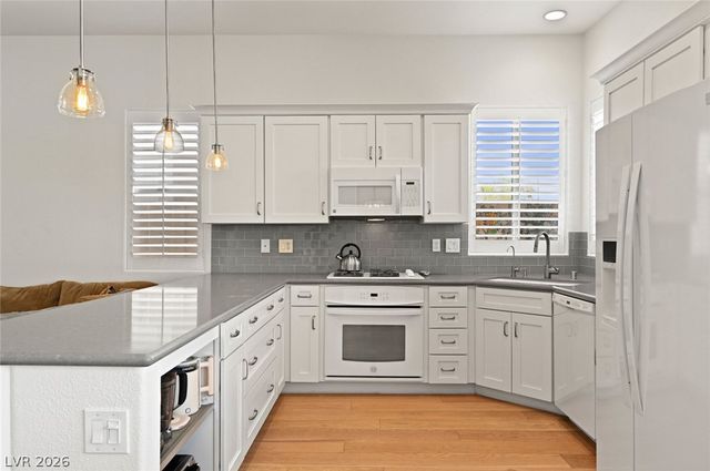 216 Spring River Avenue, Las Vegas, NV 89123