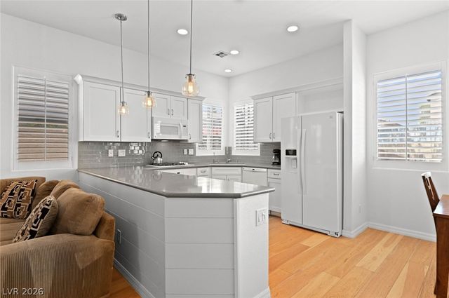 216 Spring River Avenue, Las Vegas, NV 89123