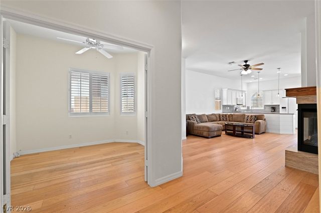 216 Spring River Avenue, Las Vegas, NV 89123
