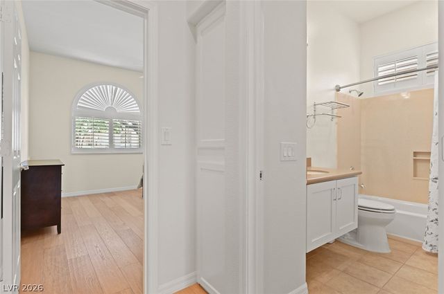 216 Spring River Avenue, Las Vegas, NV 89123
