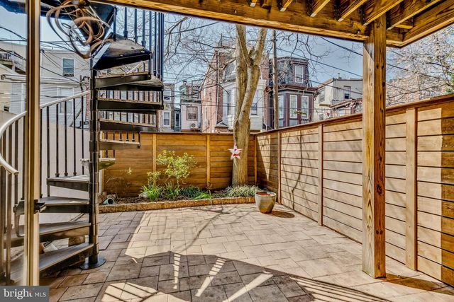 2100 BRANDYWINE ST, Philadelphia, PA 19130