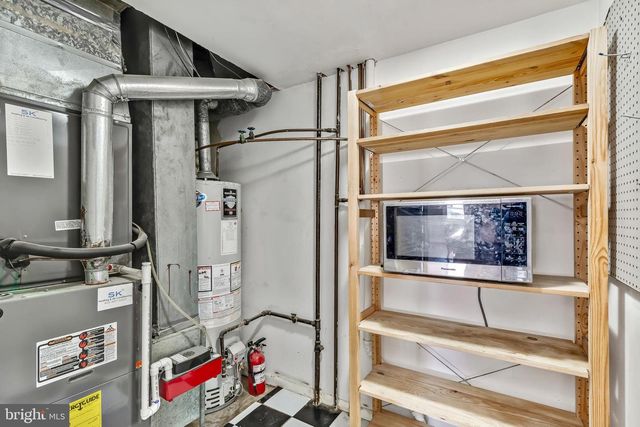 2100 BRANDYWINE ST, Philadelphia, PA 19130