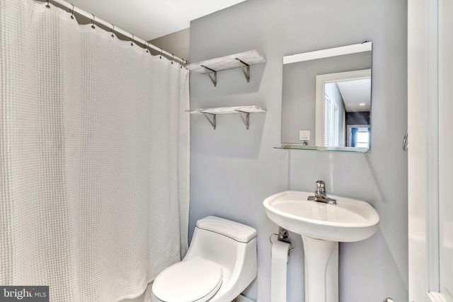 2100 BRANDYWINE ST, Philadelphia, PA 19130