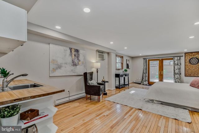 2100 BRANDYWINE ST, Philadelphia, PA 19130