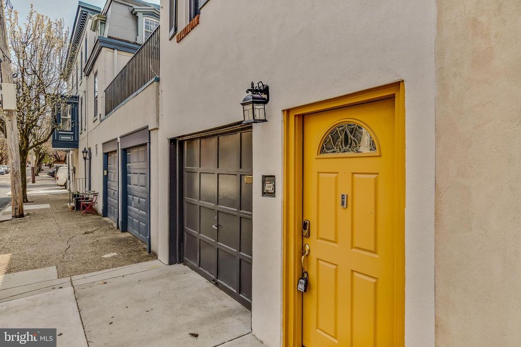 2100 BRANDYWINE ST, Philadelphia, PA 19130