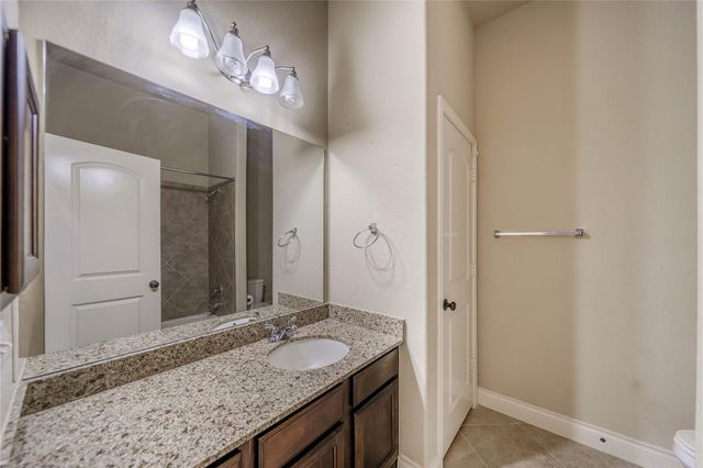 13509 Silent Walk Drive, Pearland, TX 77584