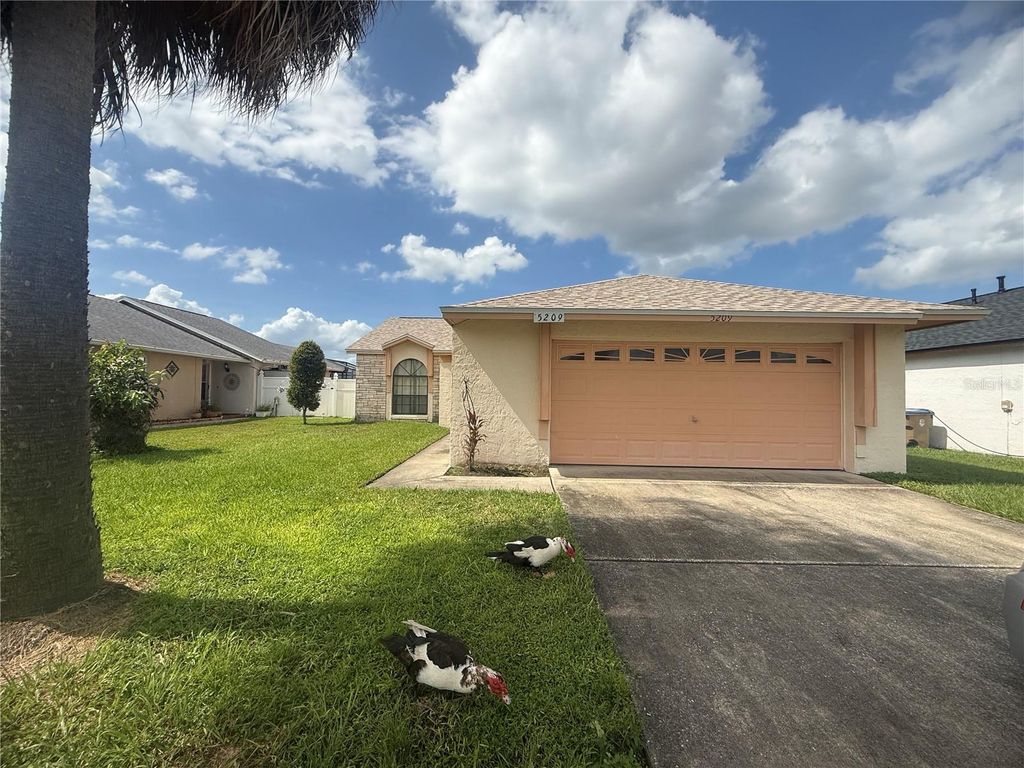5209 BROKEN ARROW DRIVE, Kissimmee, FL 34746