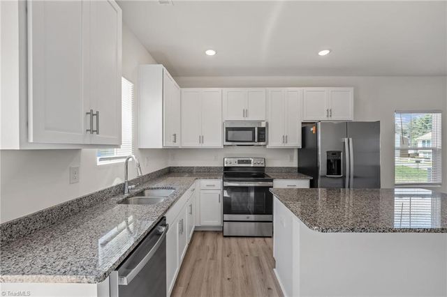 619 East Street, Reidsville, NC 27320