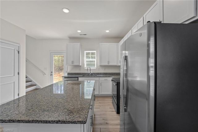 619 East Street, Reidsville, NC 27320