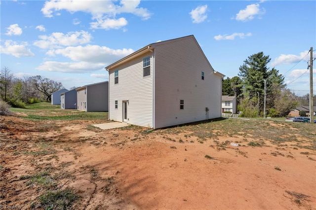 619 East Street, Reidsville, NC 27320