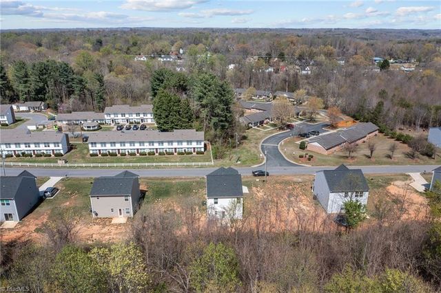 619 East Street, Reidsville, NC 27320