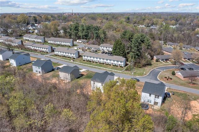 619 East Street, Reidsville, NC 27320