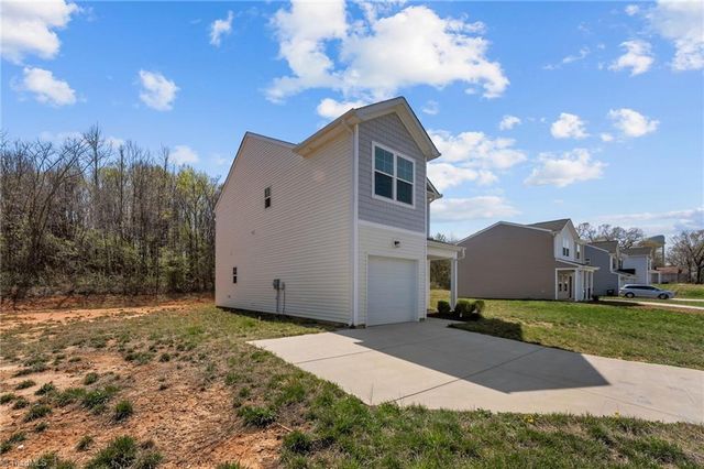 619 East Street, Reidsville, NC 27320