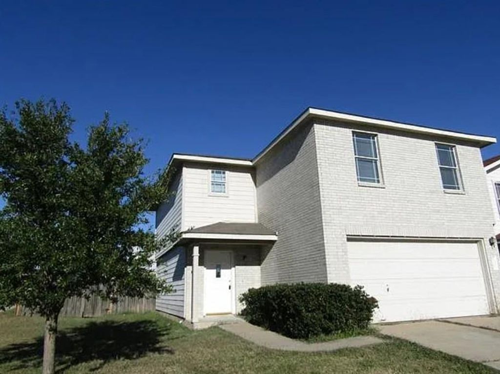 12500 Campana DR, Del Valle, TX 78617