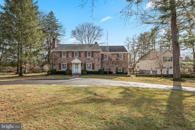 6760 CHAPEL RD, New Hope, PA 18938