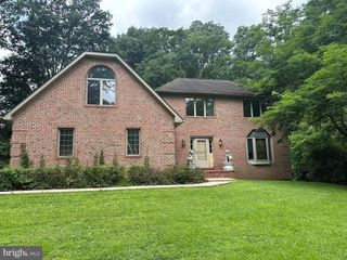 800 BERRYMANS LN, Reisterstown, MD 21136