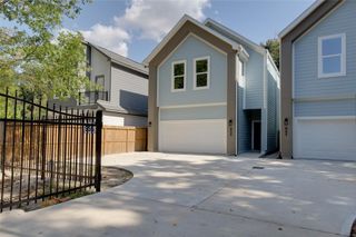 955 Ringold Street, Houston, TX 77088