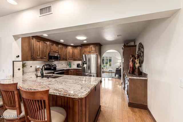 806 W BROOKS Street, Chandler, AZ 85225