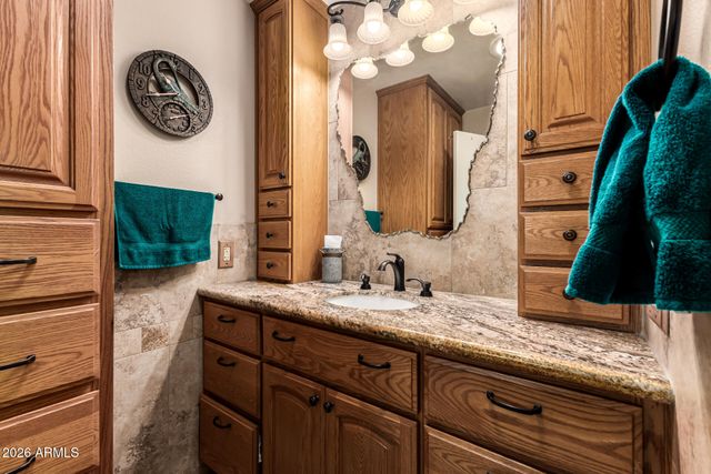 806 W BROOKS Street, Chandler, AZ 85225