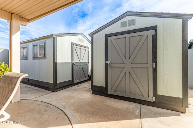 806 W BROOKS Street, Chandler, AZ 85225