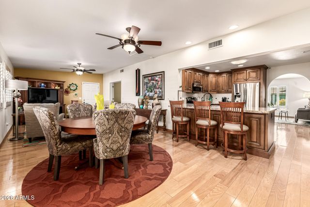 806 W BROOKS Street, Chandler, AZ 85225