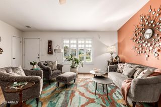 806 W BROOKS Street, Chandler, AZ 85225