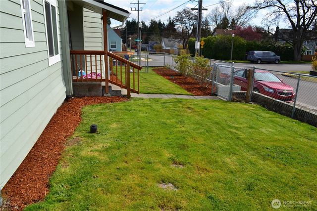 3303 S 64th Street, Tacoma, WA 98409