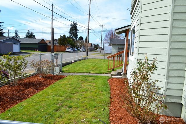 3303 S 64th Street, Tacoma, WA 98409