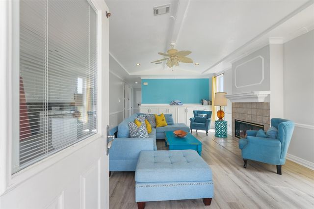 22517 Bay Point Drive, Galveston, TX 77554
