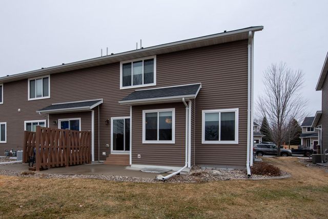 212 Tranquility Trail, Mankato, MN 56001