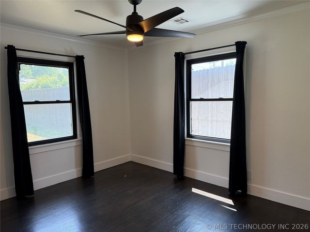 563 S Sandusky Avenue, Tulsa, OK 74112