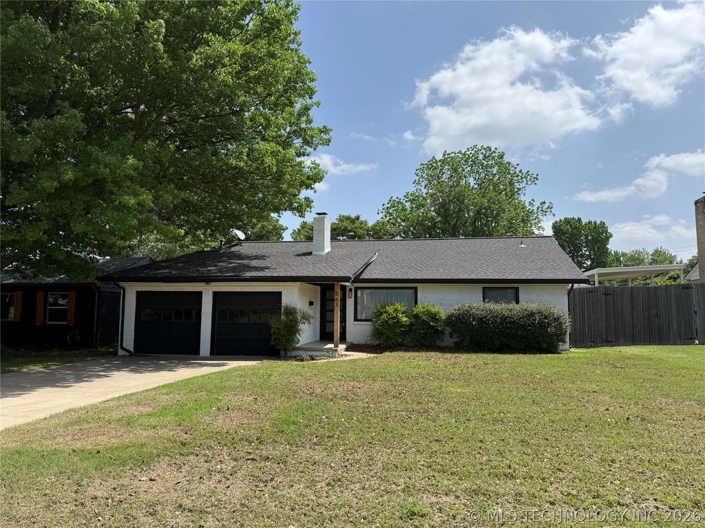 563 S Sandusky Avenue, Tulsa, OK 74112