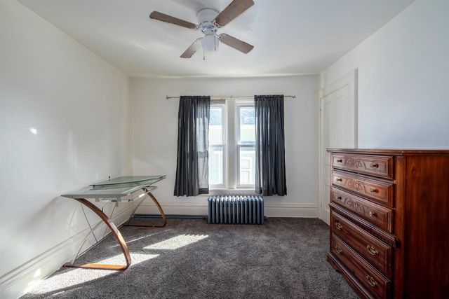 332 W 15TH AVENUE, Oshkosh, WI 54902